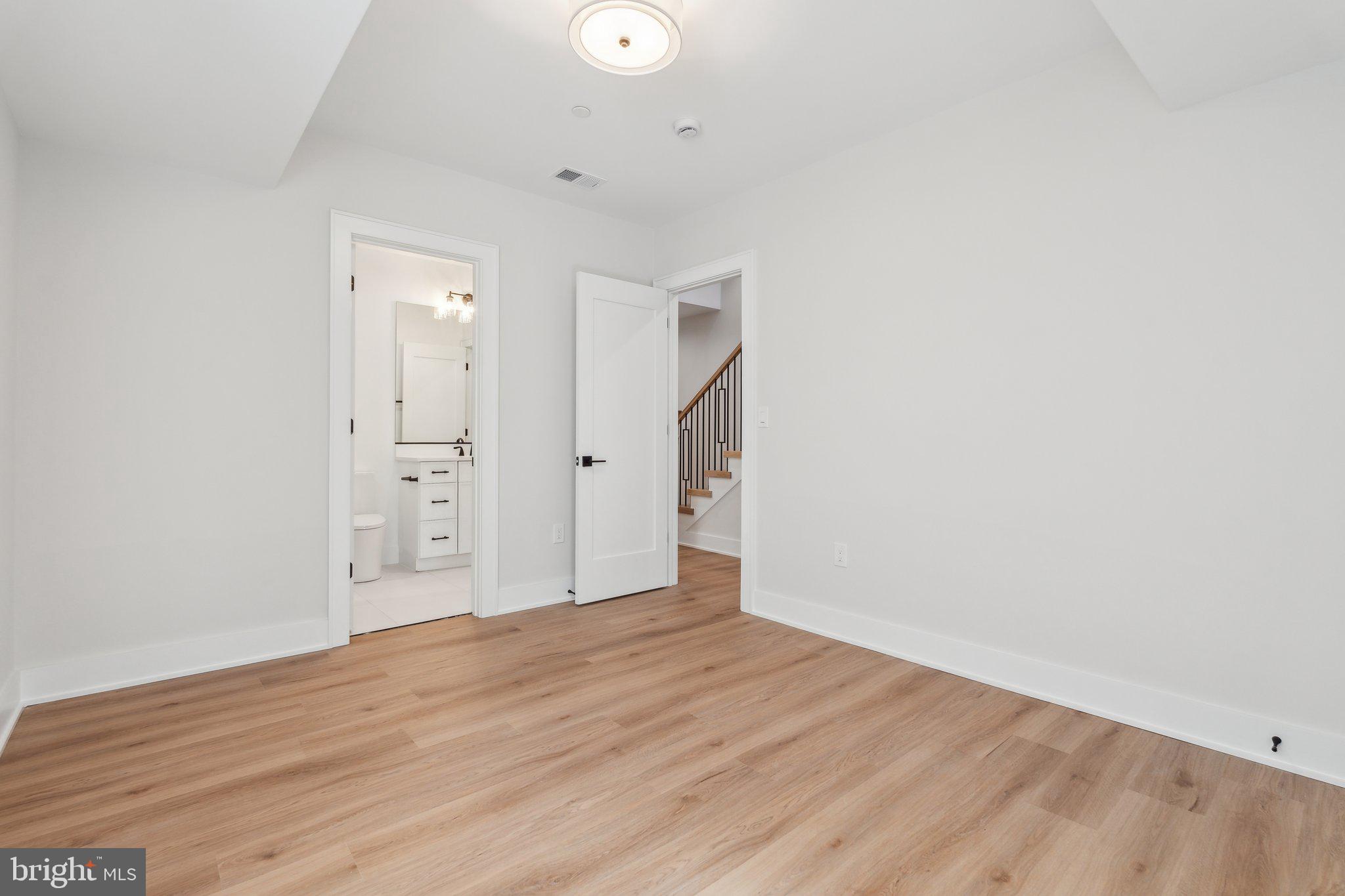 GEORGETOWN VILLAGE - Residential