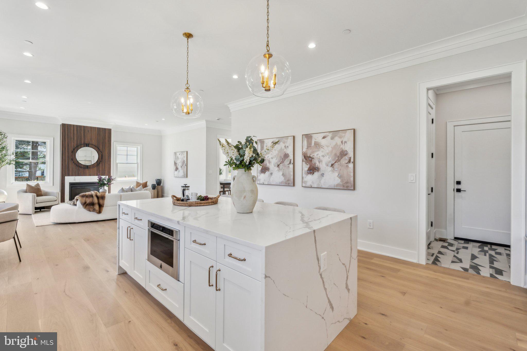 GEORGETOWN VILLAGE - Residential