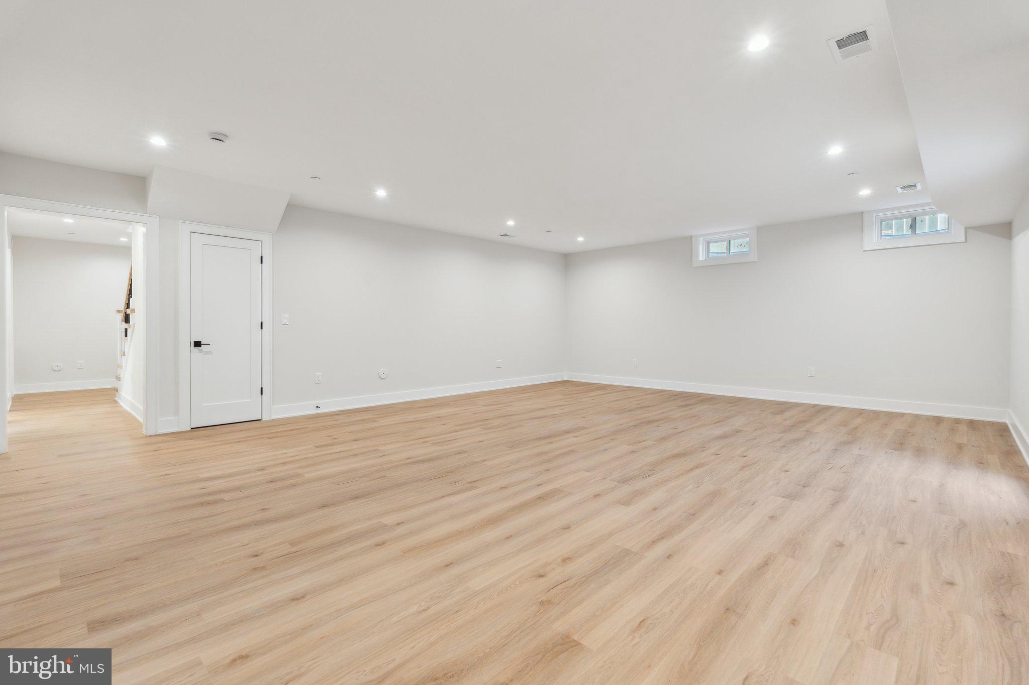 GEORGETOWN VILLAGE - Residential