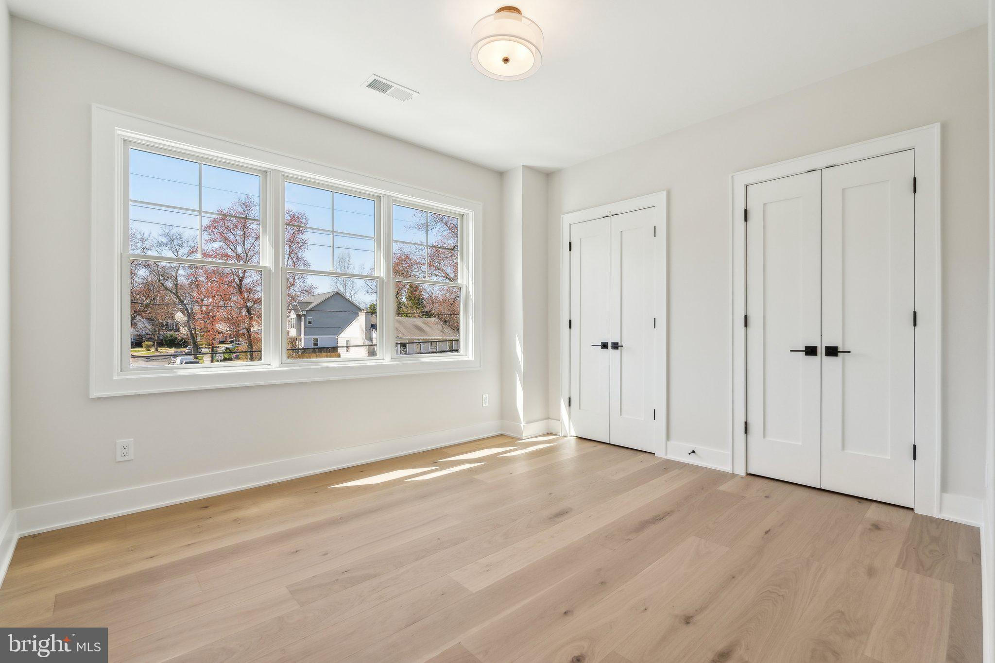 GEORGETOWN VILLAGE - Residential