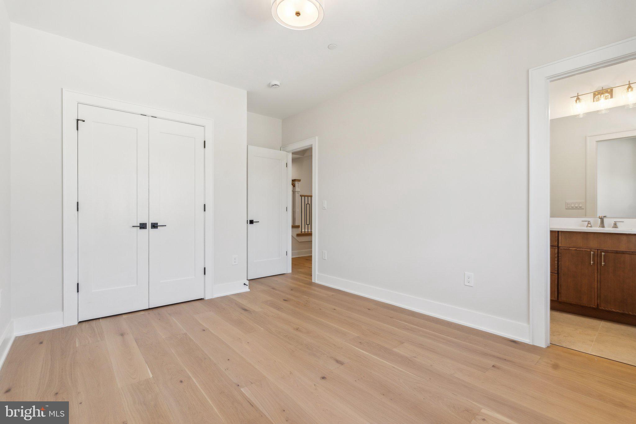 GEORGETOWN VILLAGE - Residential