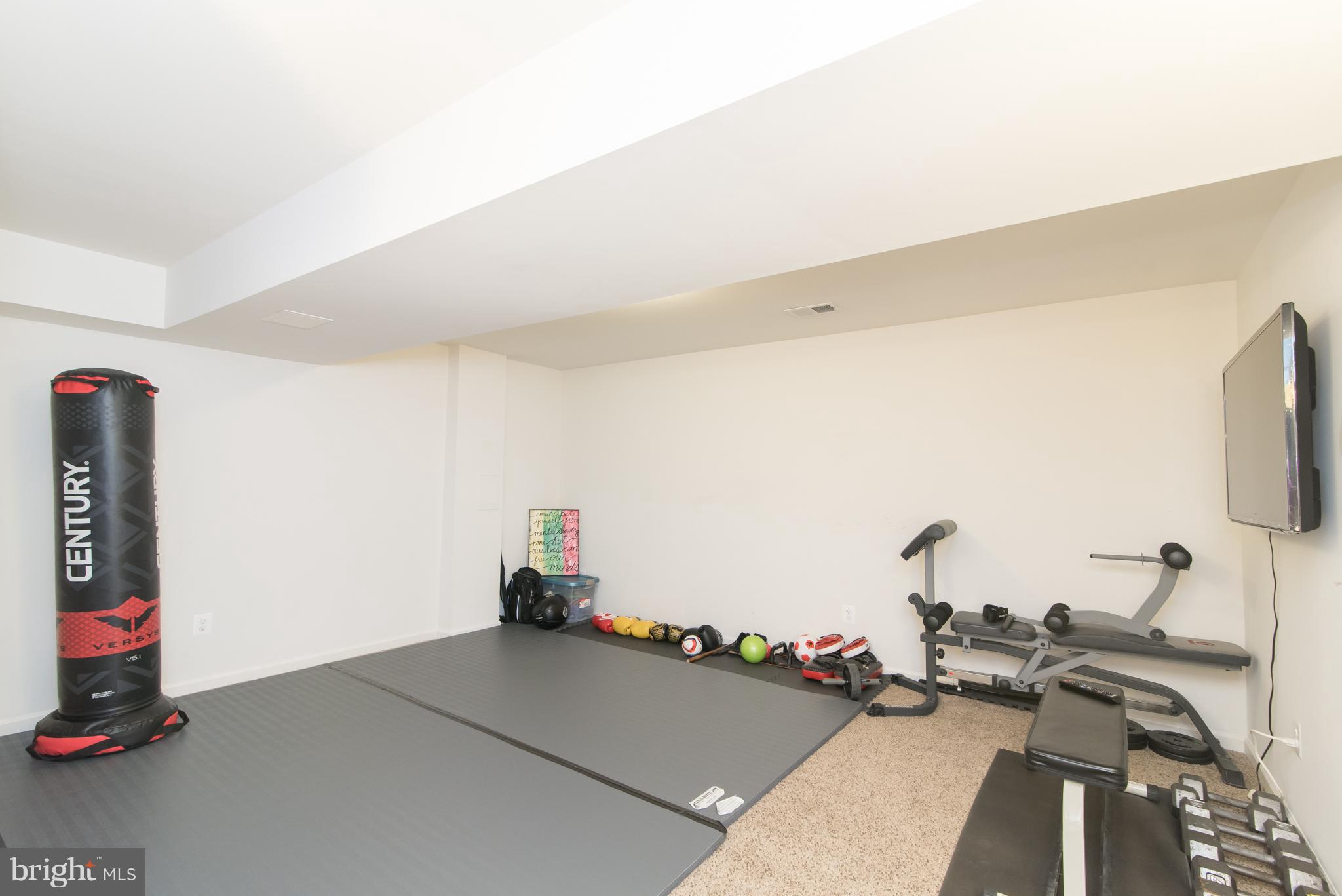 LAKELAND PLACE - Residential