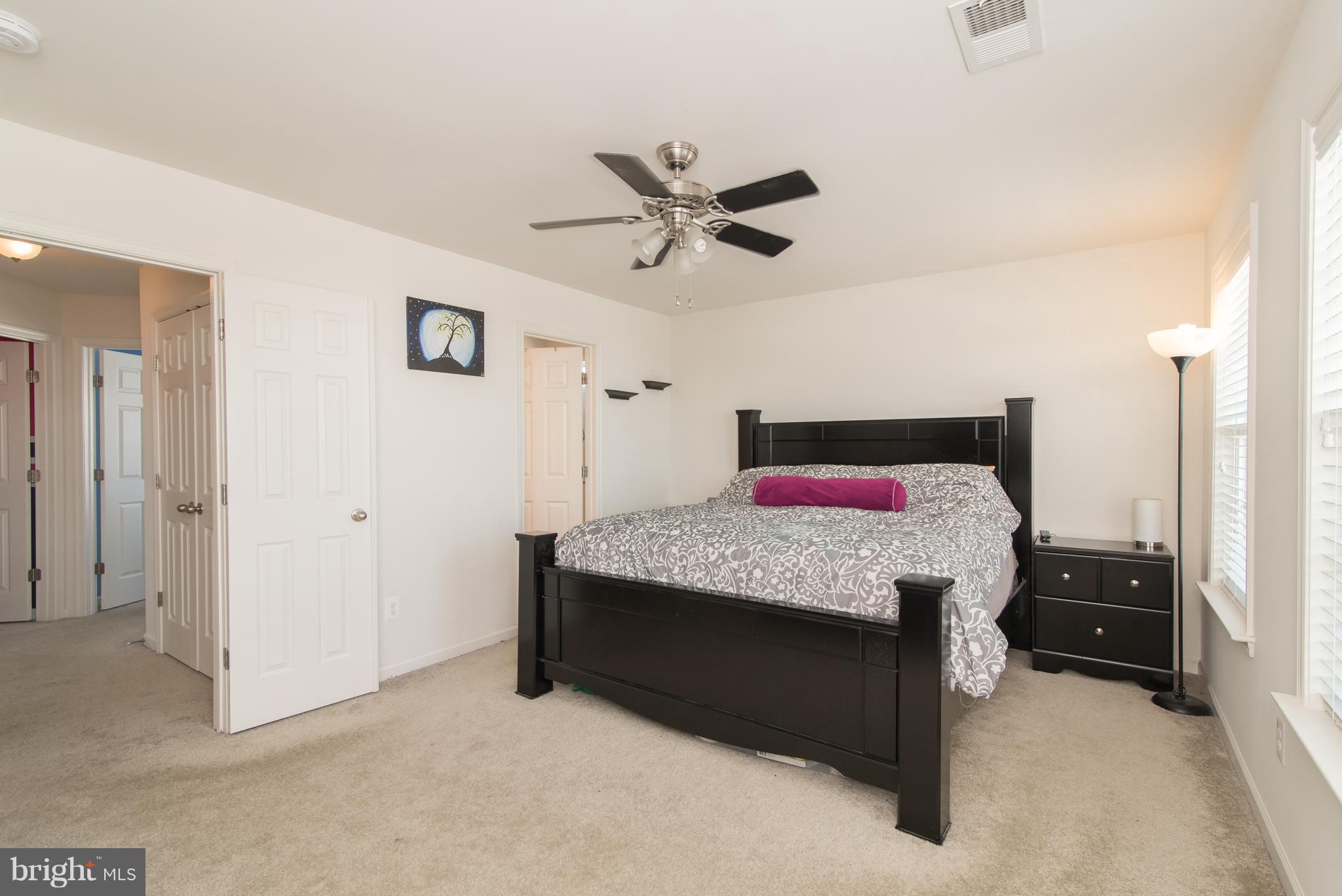 LAKELAND PLACE - Residential