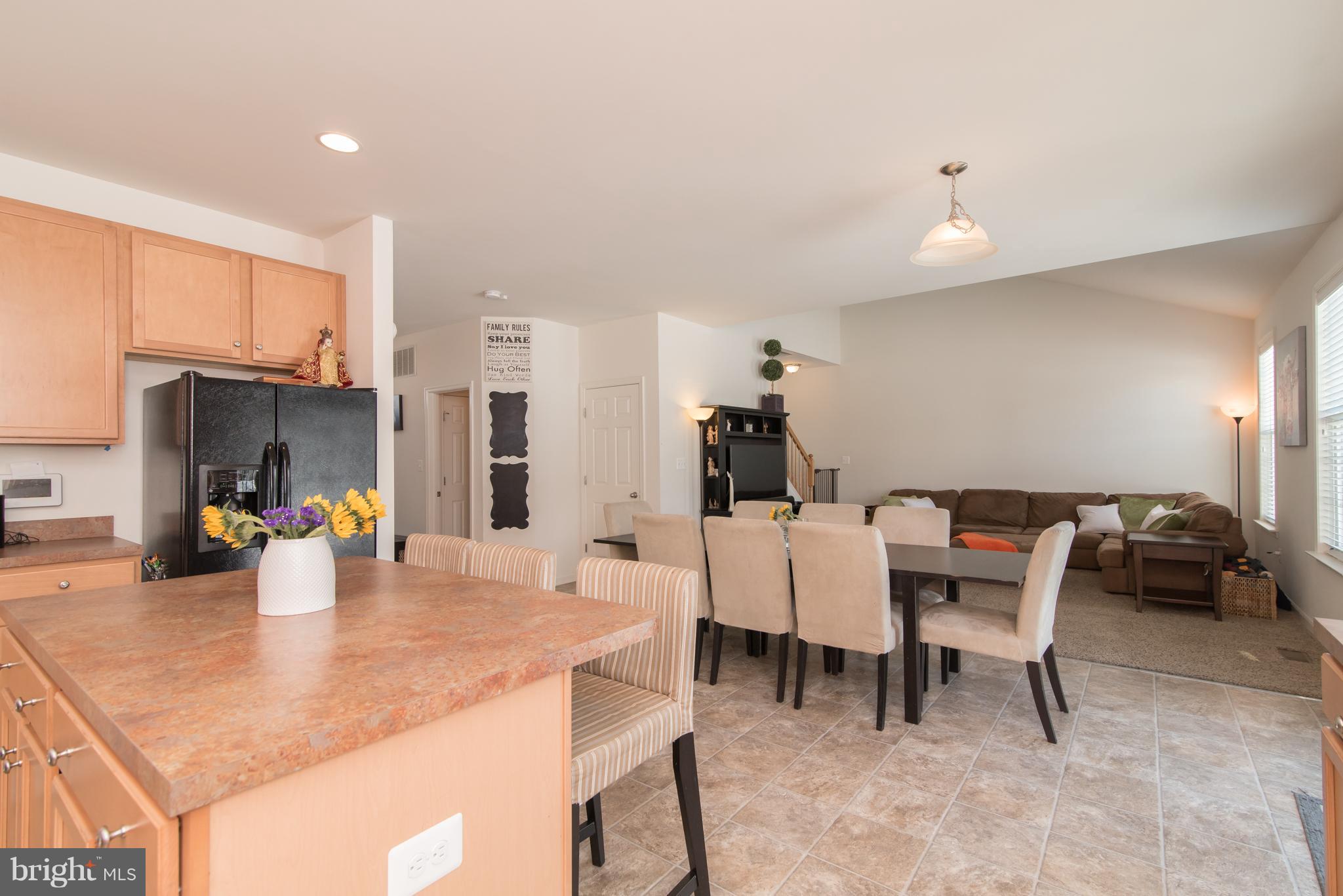 LAKELAND PLACE - Residential