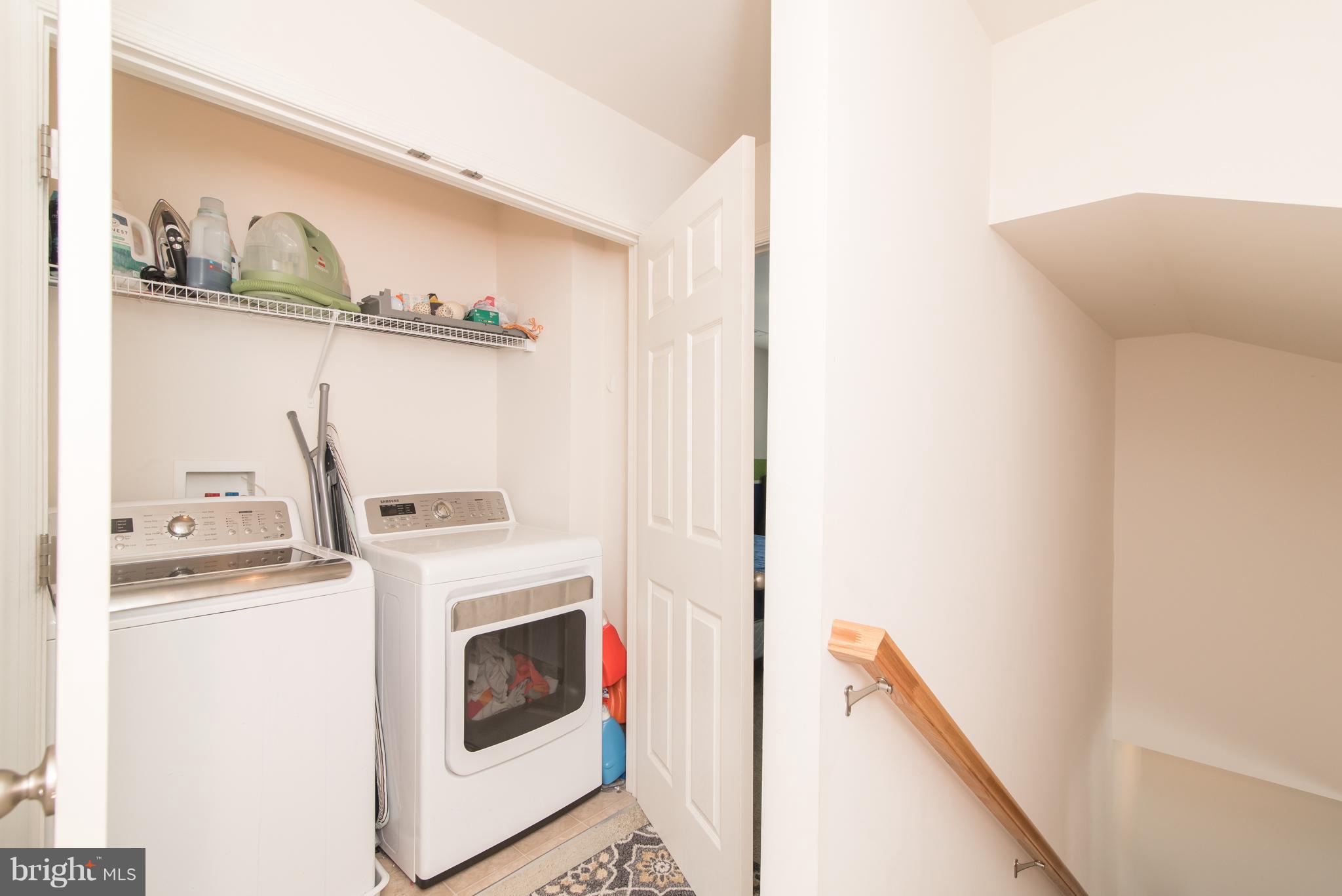 LAKELAND PLACE - Residential