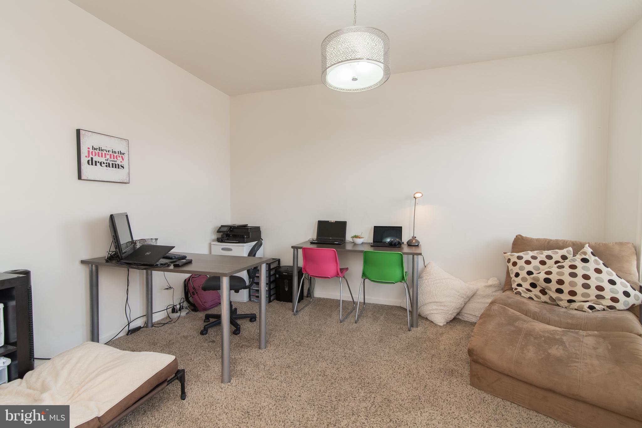 LAKELAND PLACE - Residential