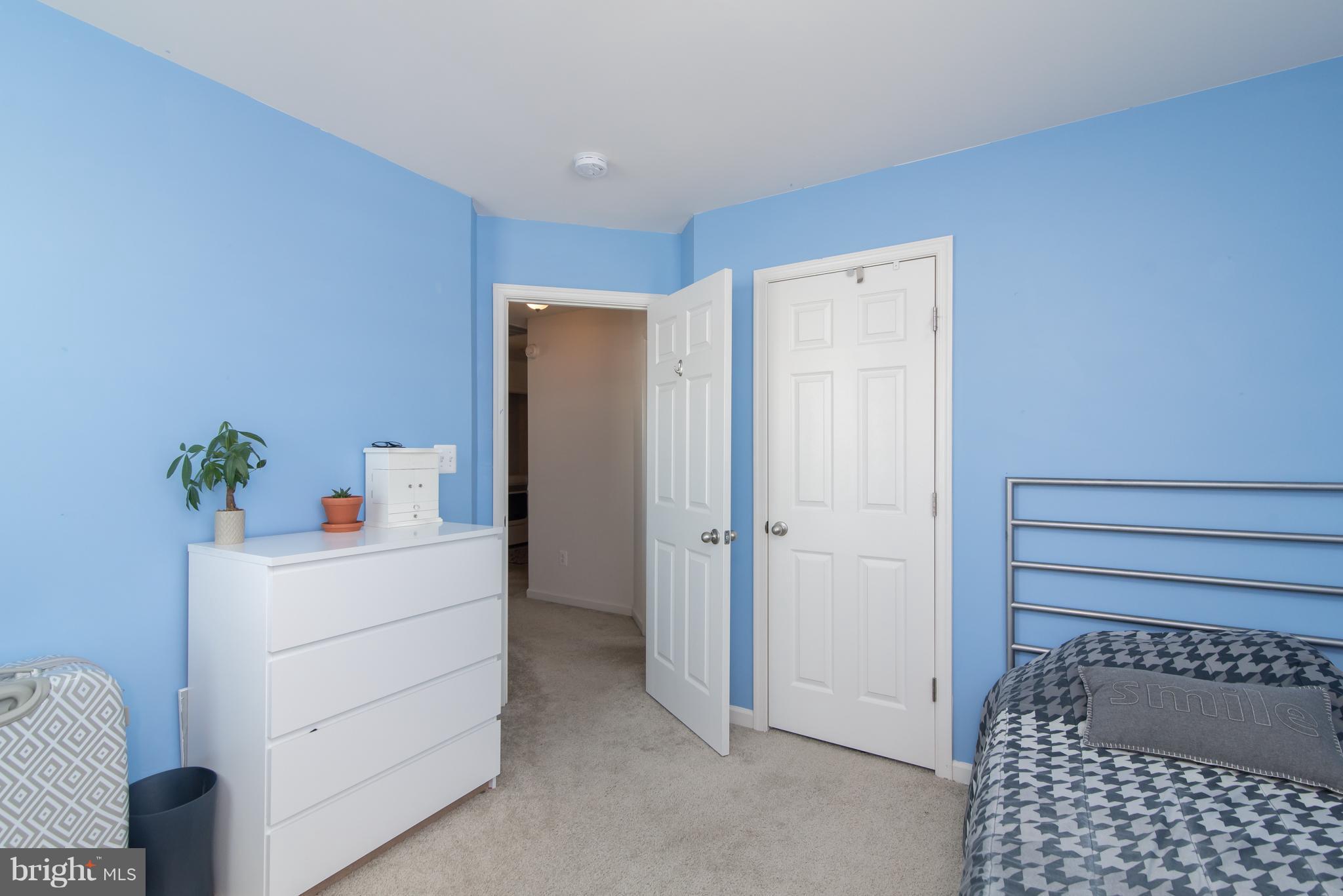 LAKELAND PLACE - Residential