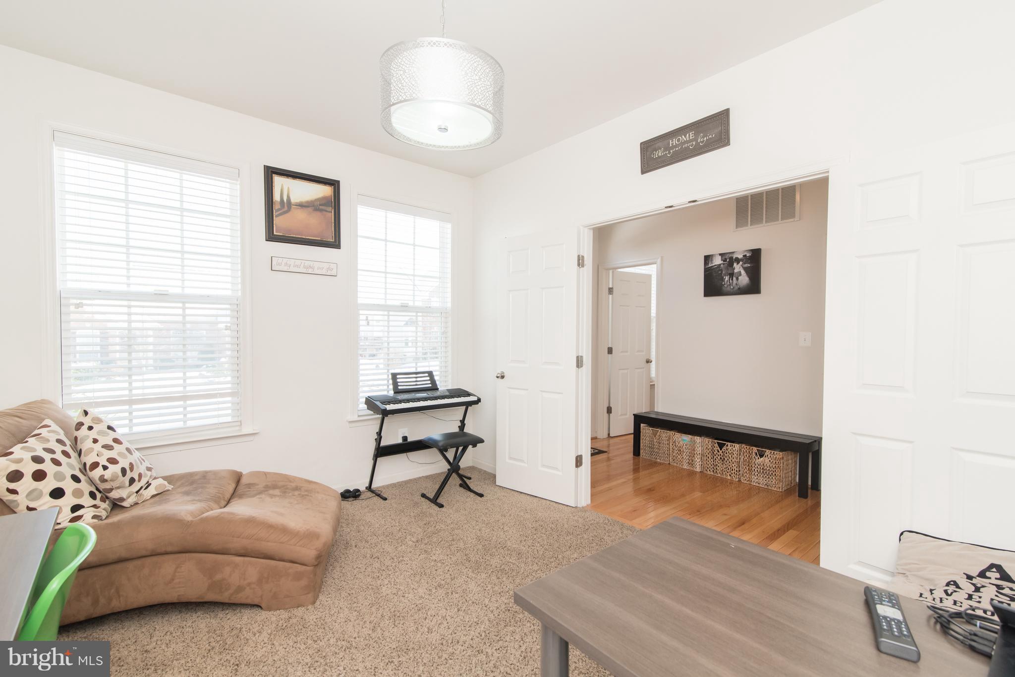 LAKELAND PLACE - Residential