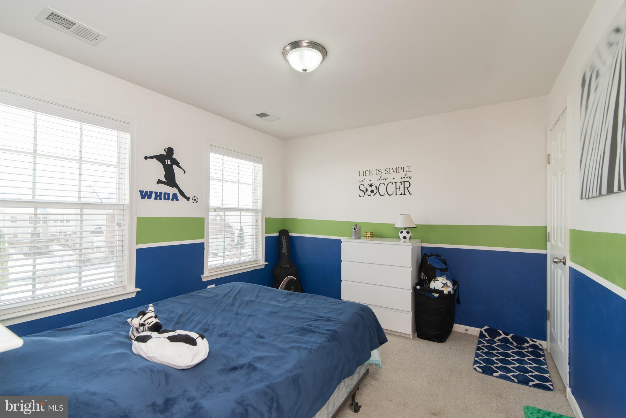 LAKELAND PLACE - Residential