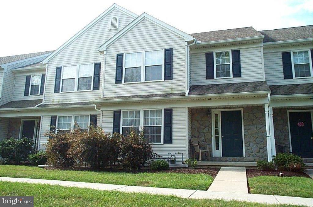 BRADFORD COMMONS - Residential