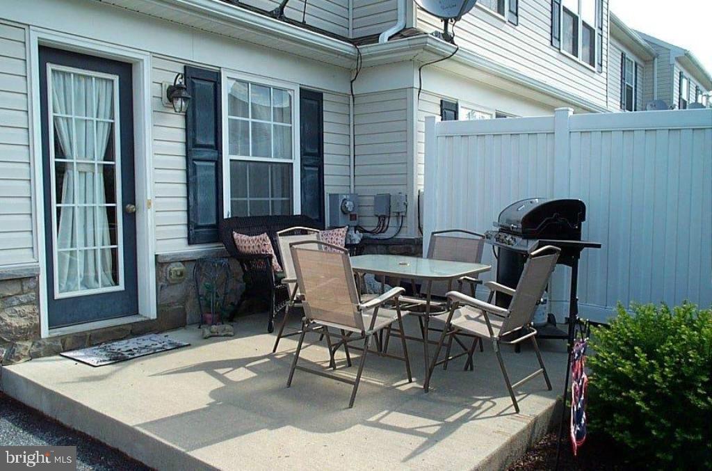 BRADFORD COMMONS - Residential
