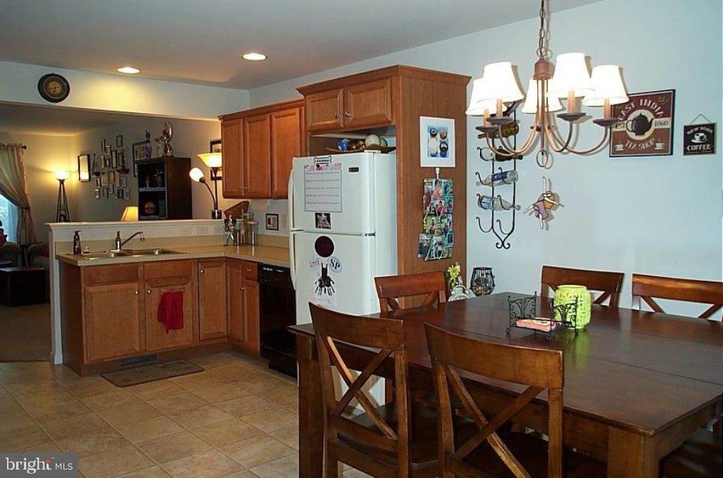 BRADFORD COMMONS - Residential