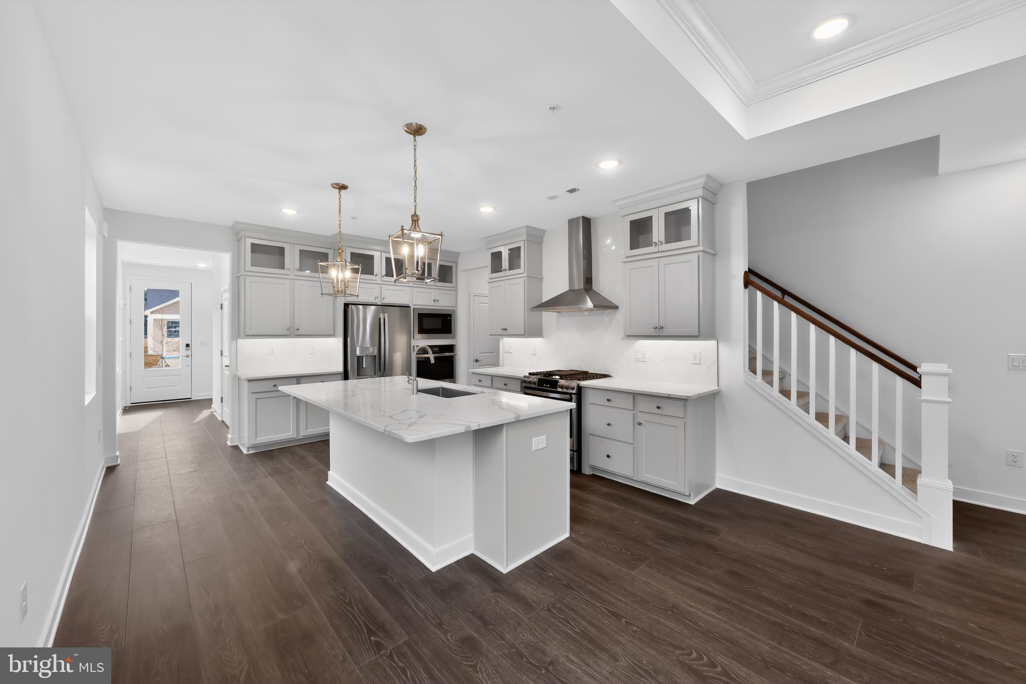 7849 WARD BROTHERS CIRCLE