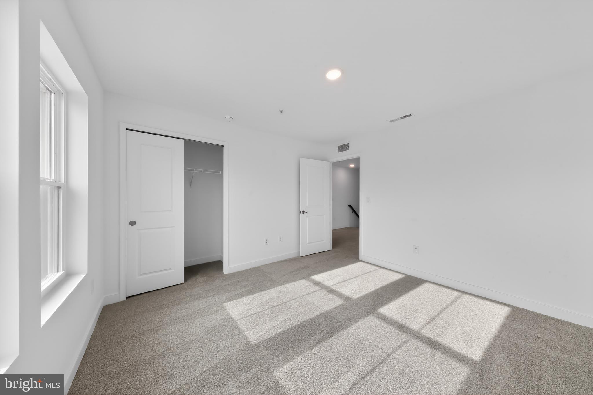 FOUR SEASONS AT EASTON - Residential