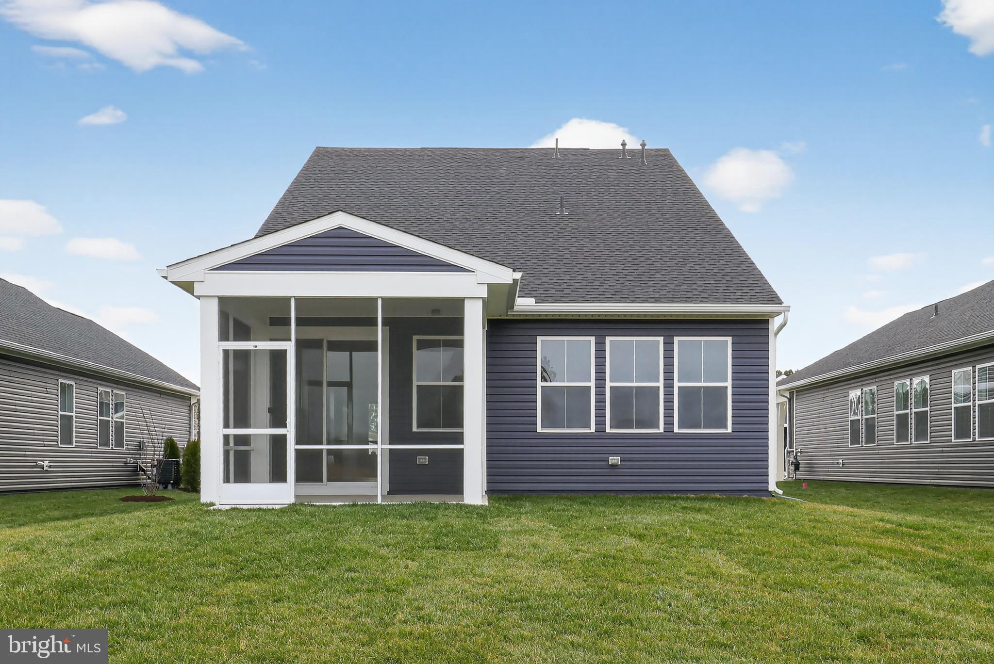 FOUR SEASONS AT EASTON - Residential