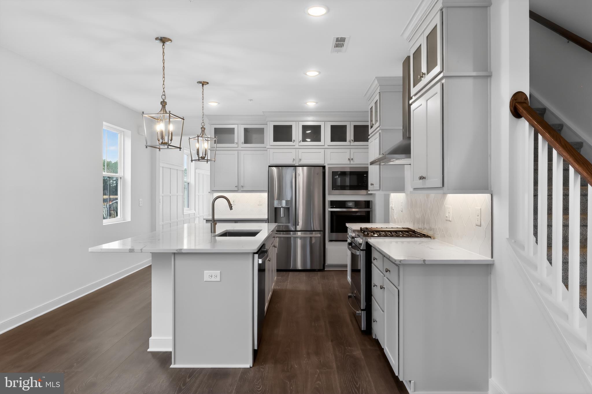 7849 WARD BROTHERS CIRCLE