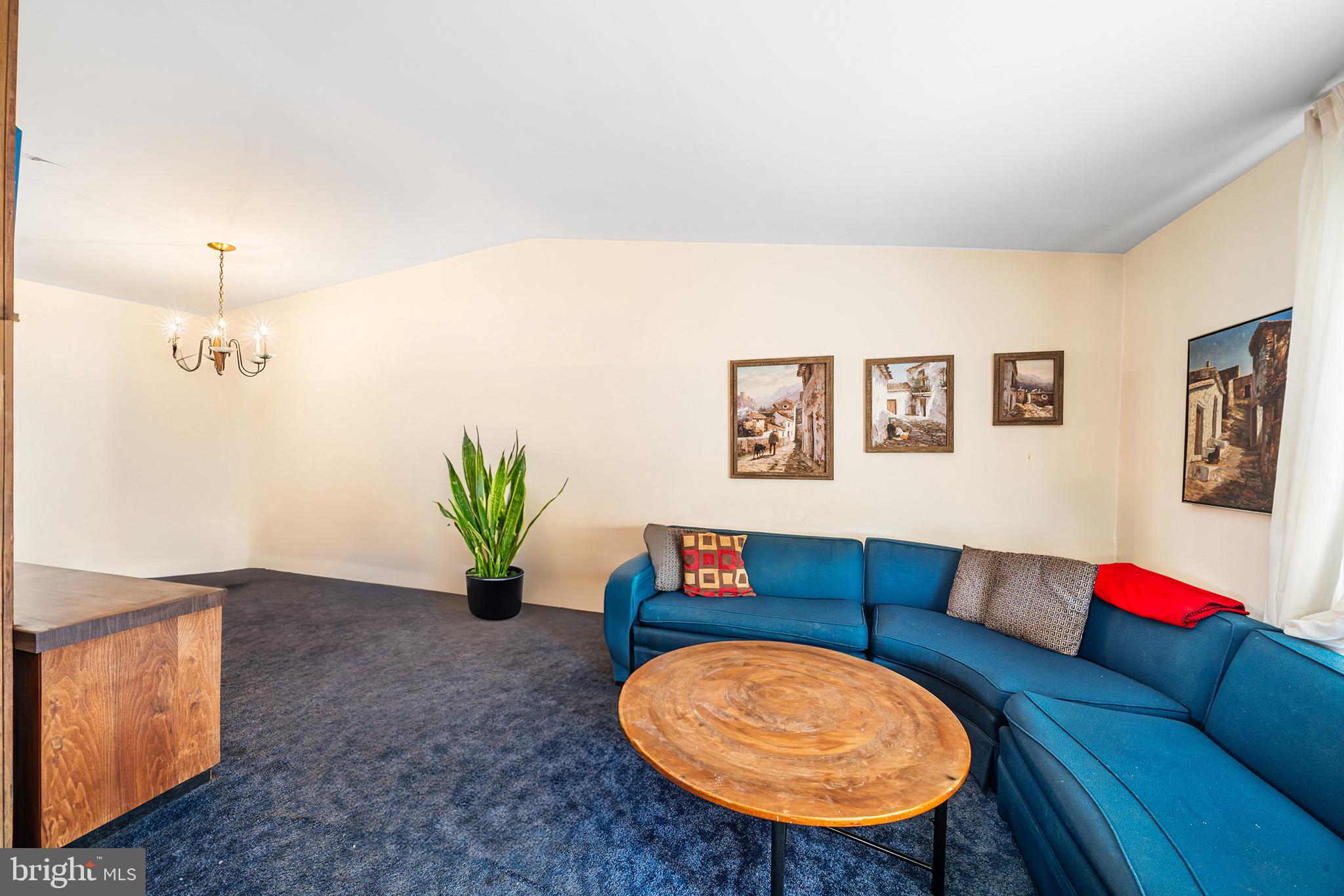 BELLS CORNER - Residential