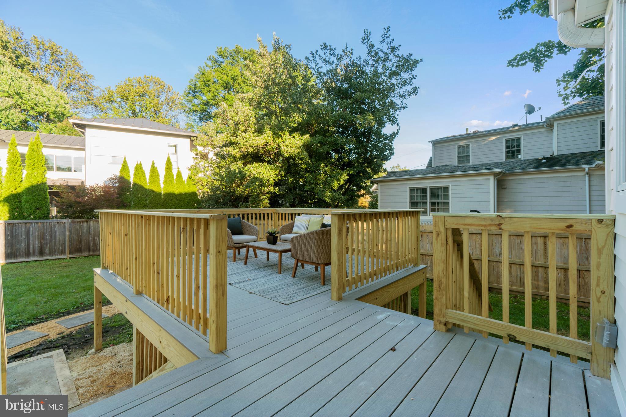 BRADLEY HILLS - Residential