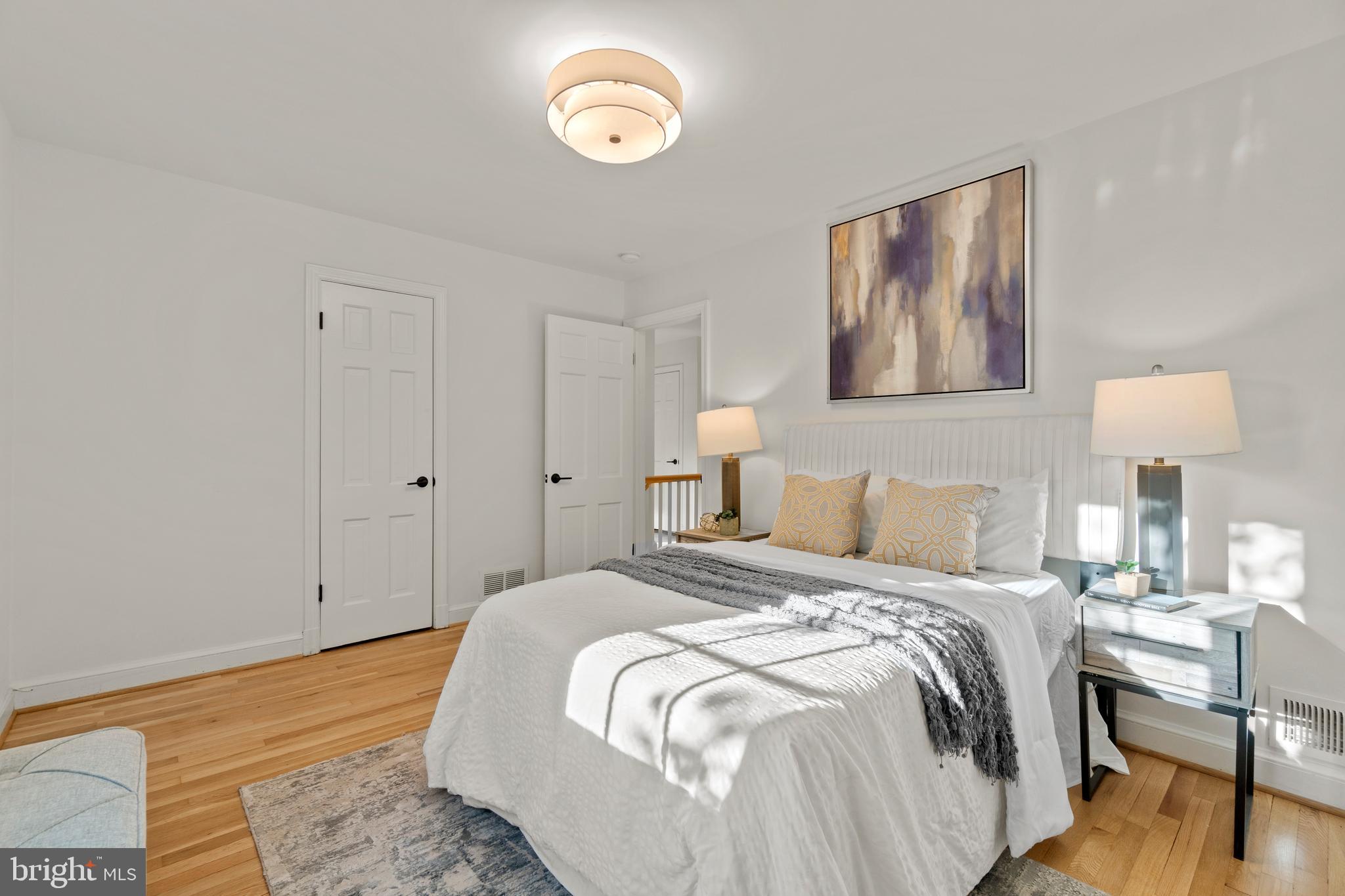 BRADLEY HILLS - Residential