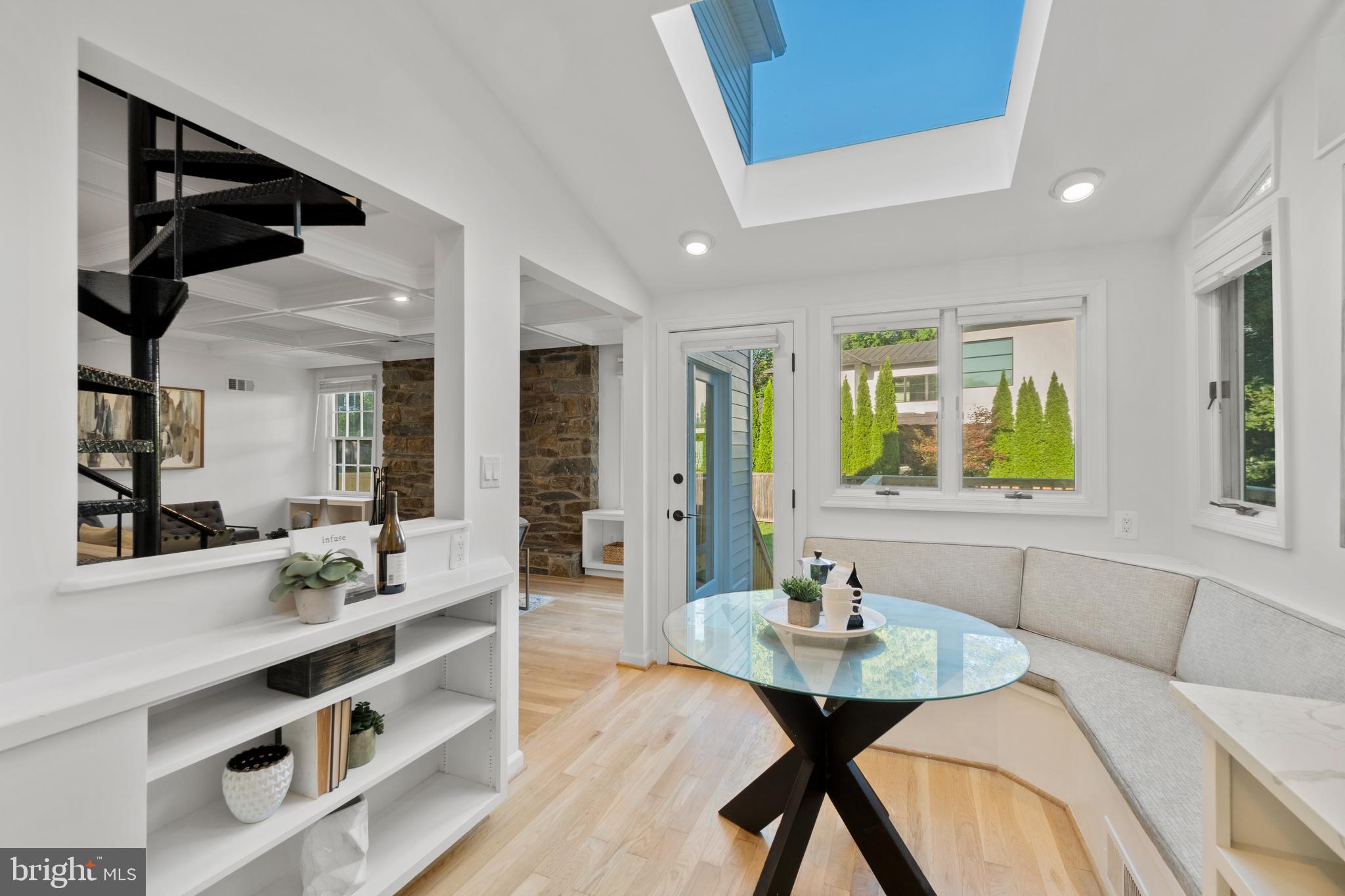 BRADLEY HILLS - Residential