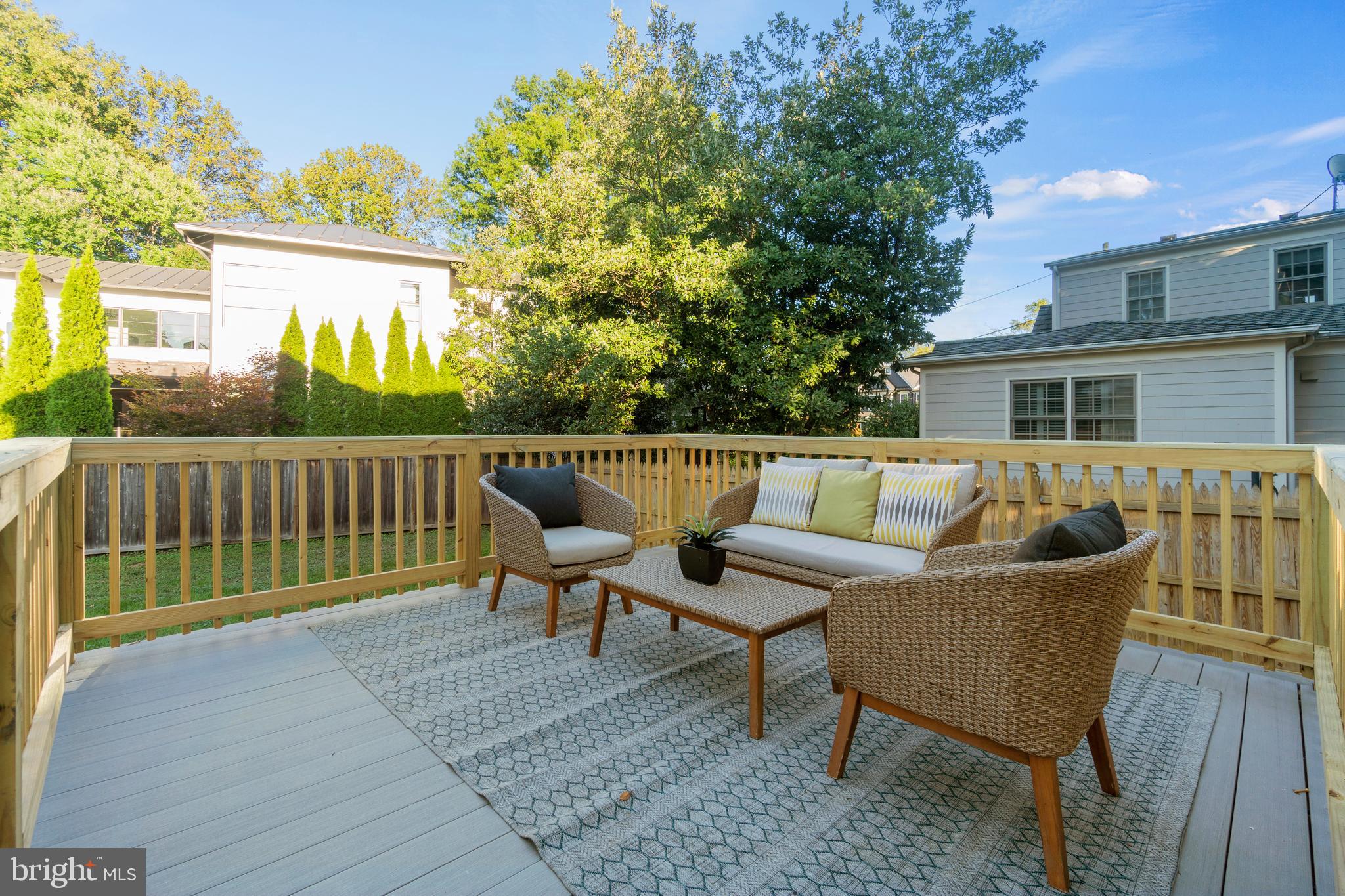 BRADLEY HILLS - Residential