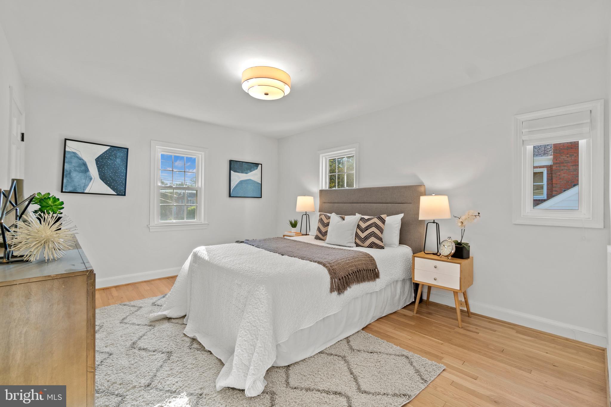 BRADLEY HILLS - Residential