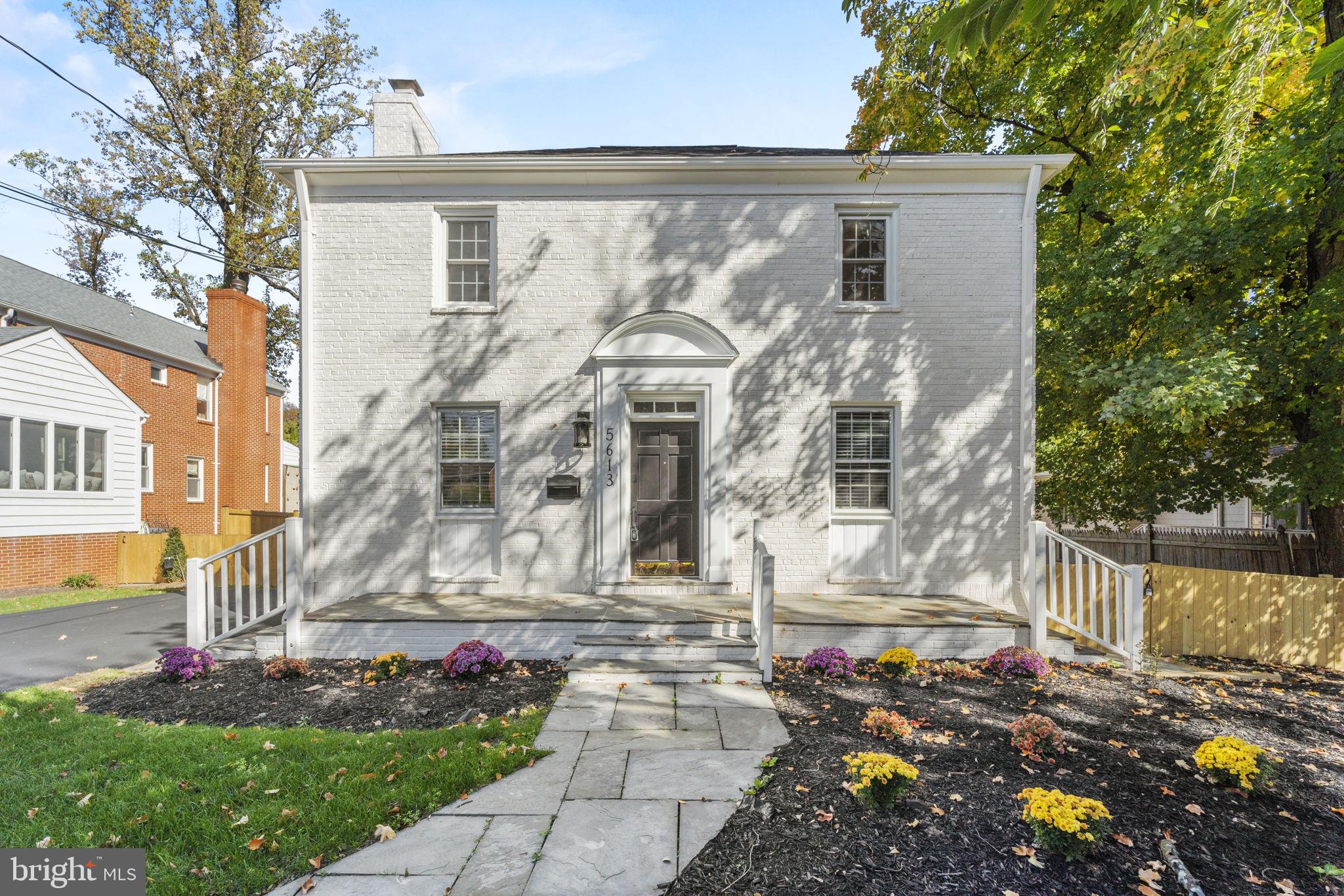 BRADLEY HILLS - Residential