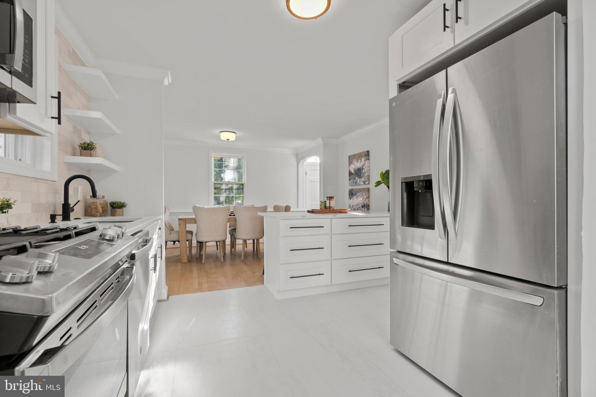 BRADLEY HILLS - Residential