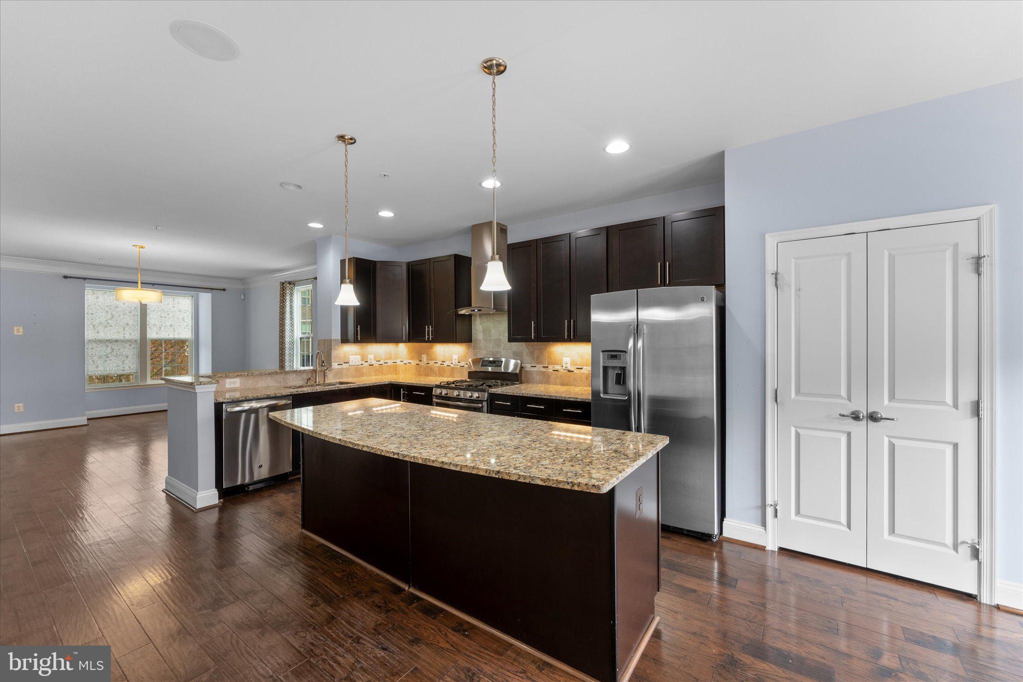 42618 BURBANK TERRACE