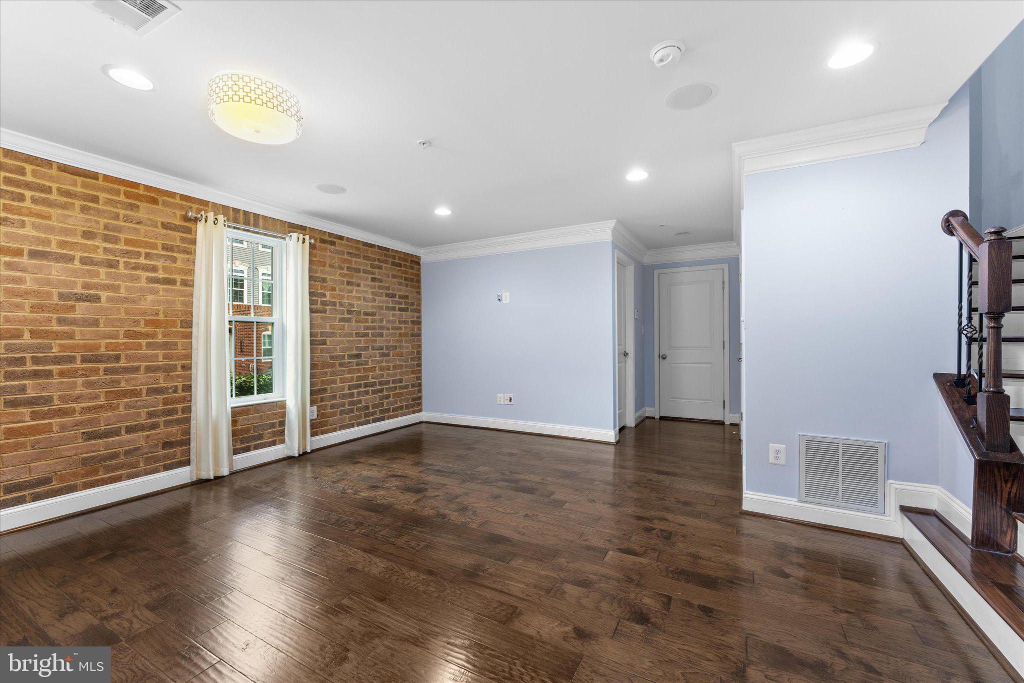 42618 BURBANK TERRACE