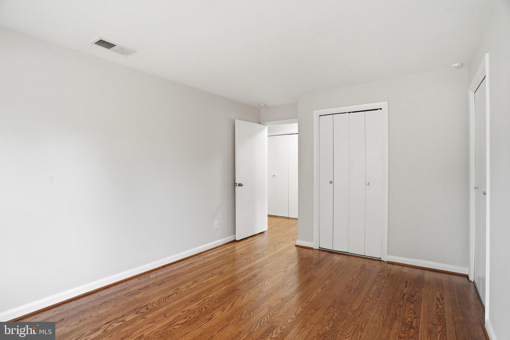 MANTUA - Residential