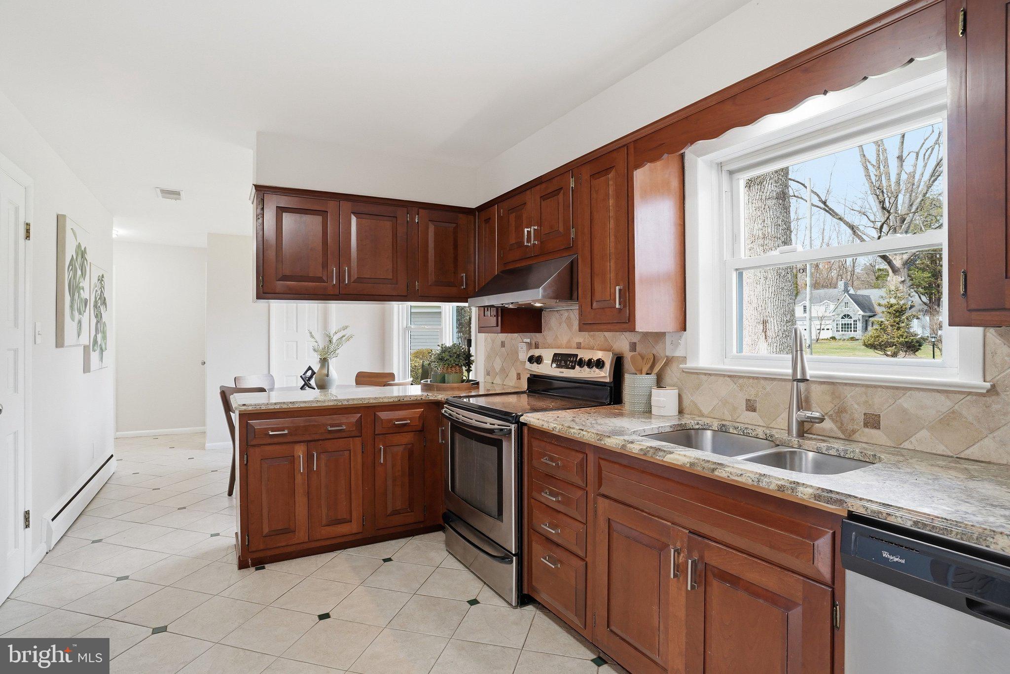 MANTUA - Residential