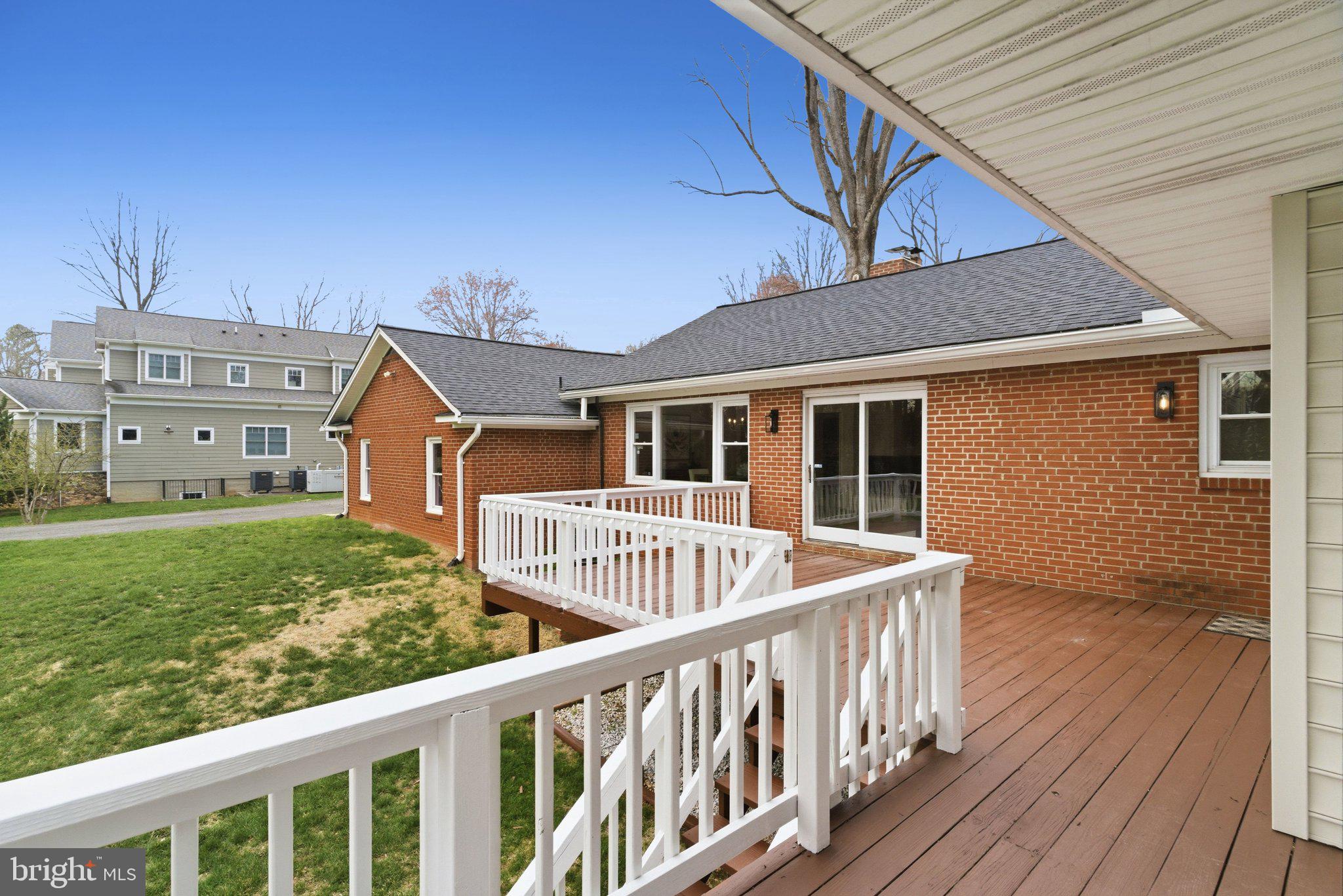 MANTUA - Residential