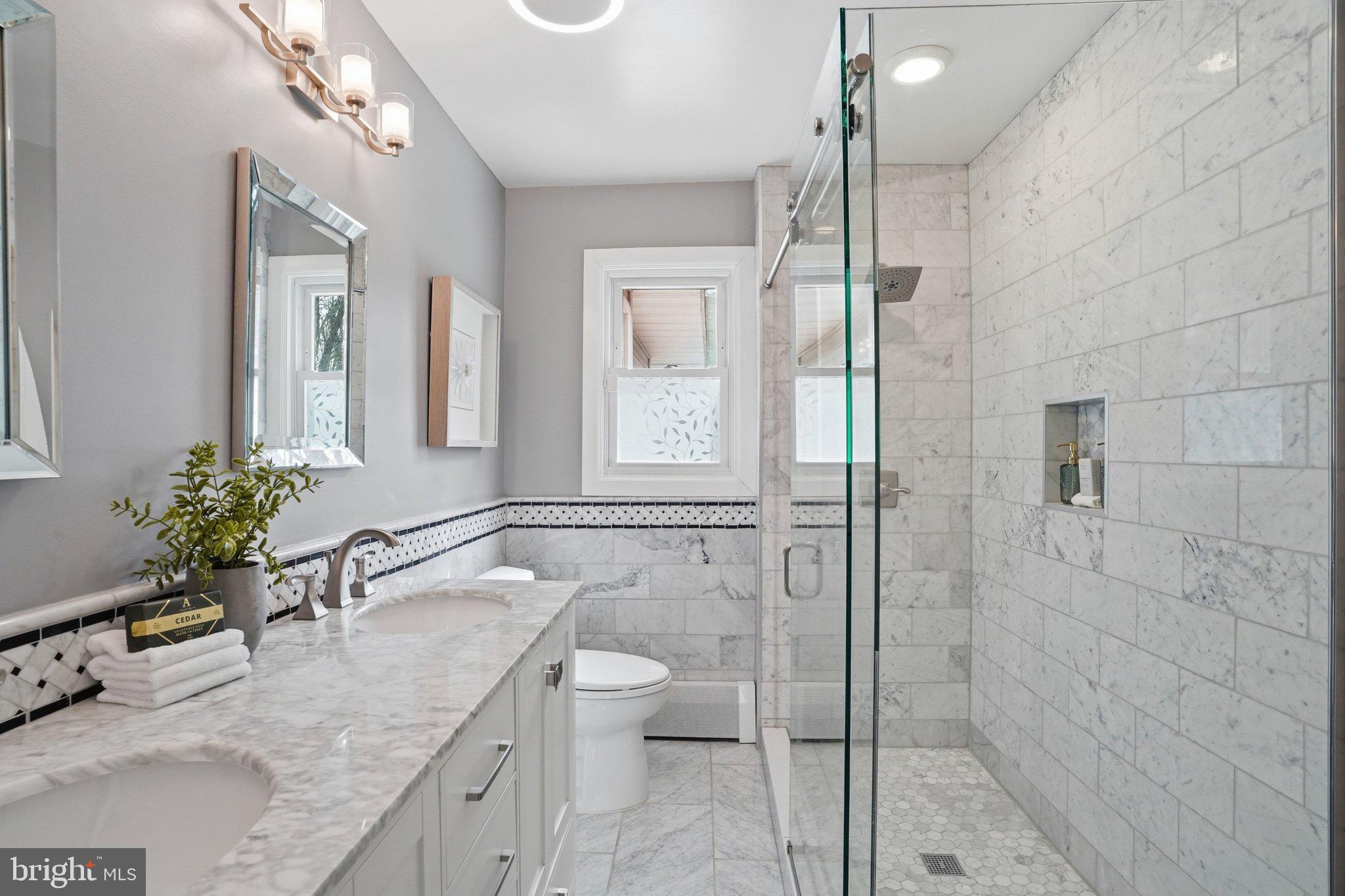 MANTUA - Residential