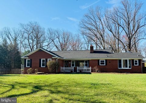 8509 CRESTVIEW DRIVE FAIRFAX VA 22031