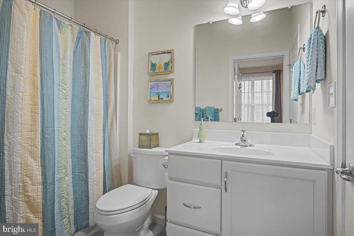 HARLOW POINTE - Residential