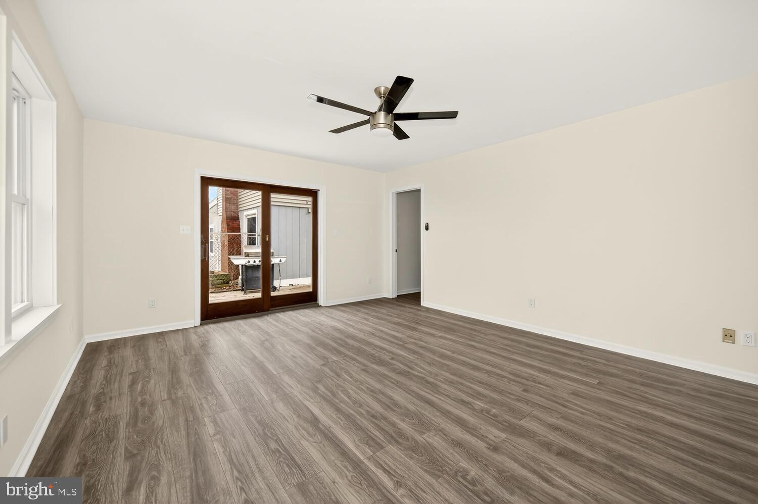 QUAKER NECK - Residential