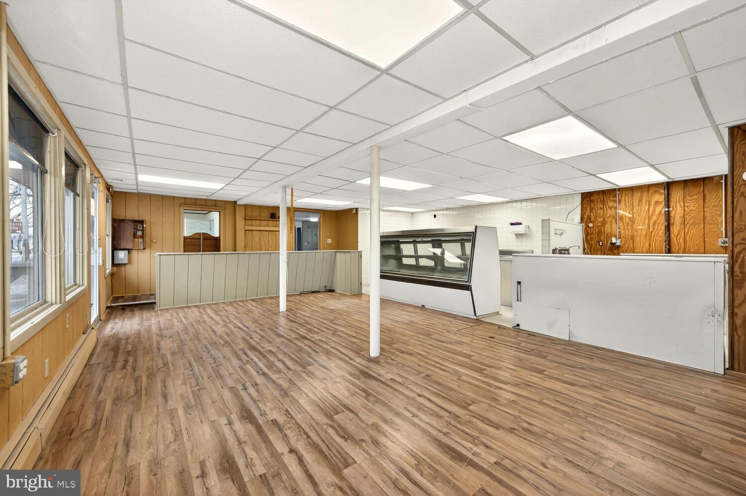 QUAKER NECK - Residential