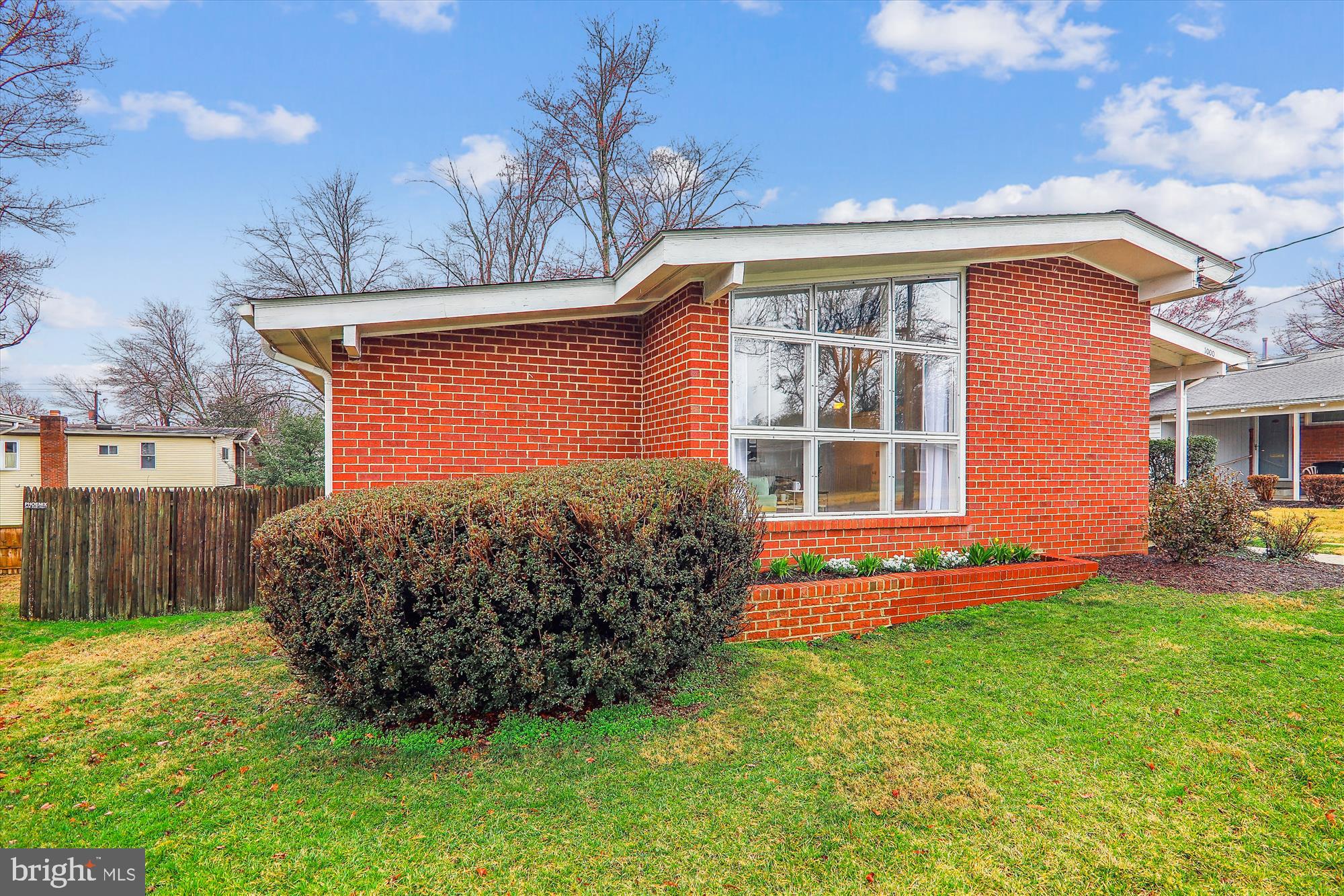 KEMP MILL ESTATES - Residential