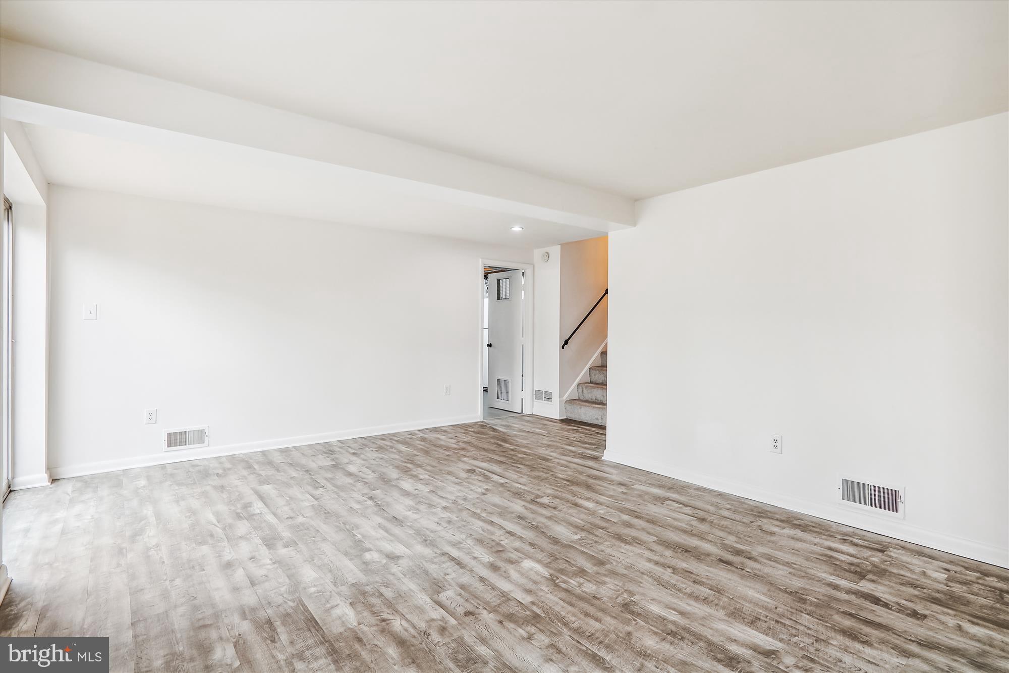 KEMP MILL ESTATES - Residential