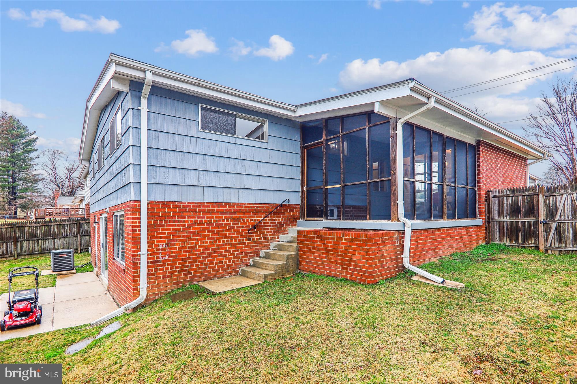 KEMP MILL ESTATES - Residential