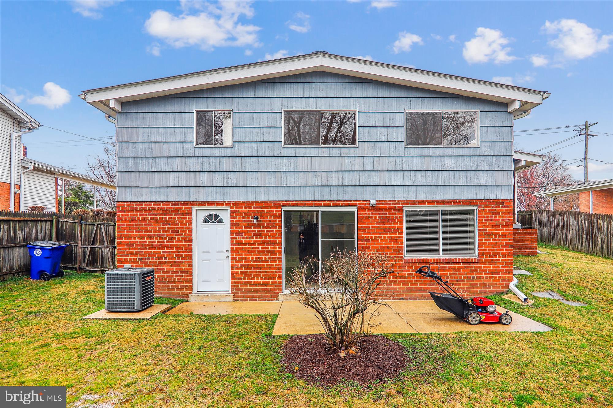 KEMP MILL ESTATES - Residential