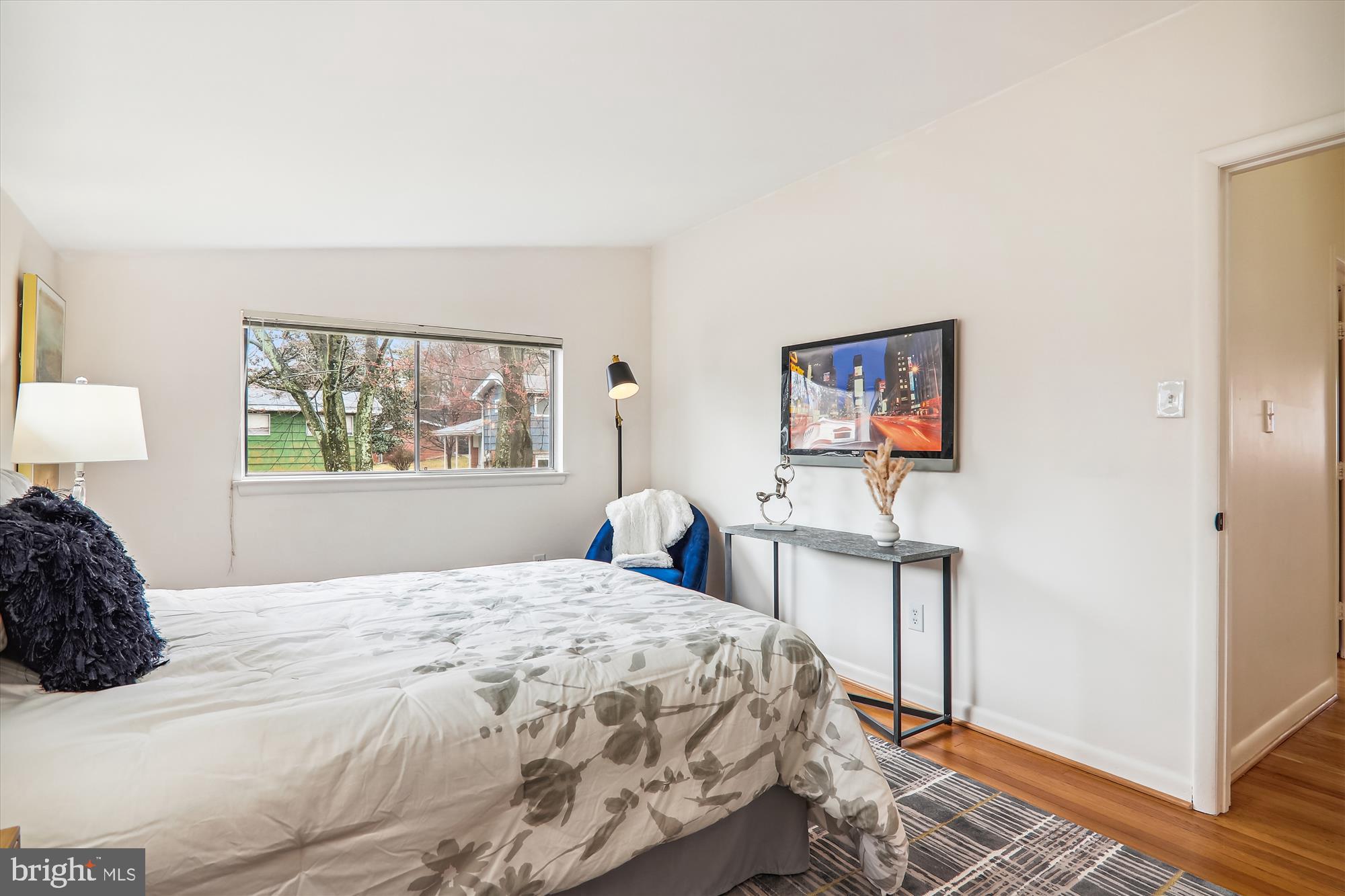 KEMP MILL ESTATES - Residential