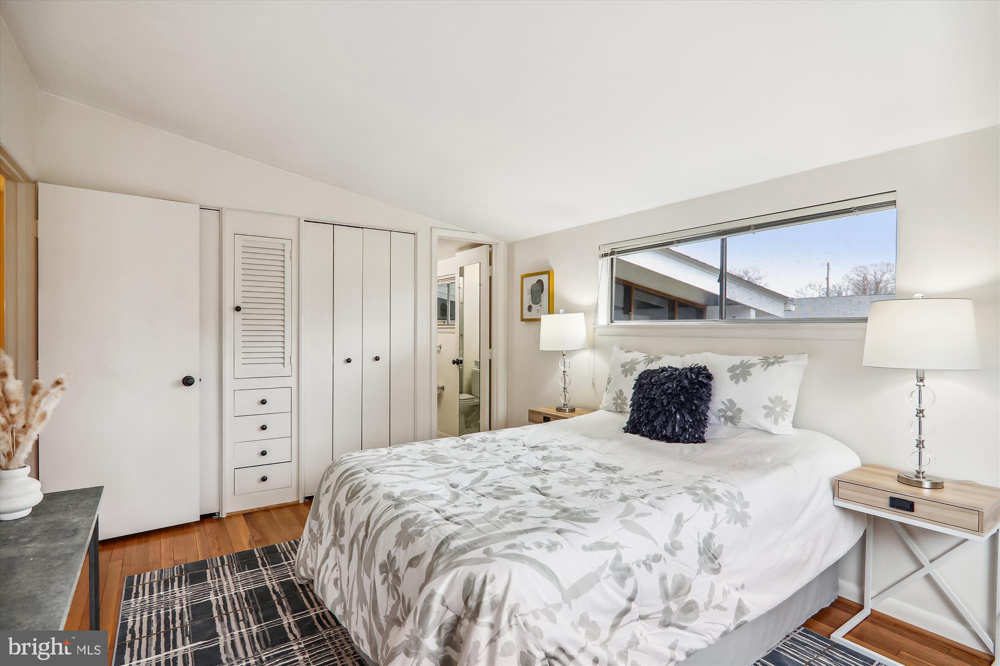 KEMP MILL ESTATES - Residential