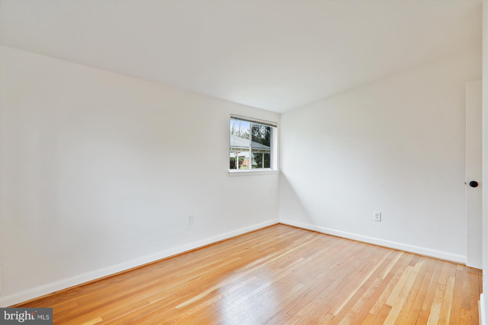 KEMP MILL ESTATES - Residential