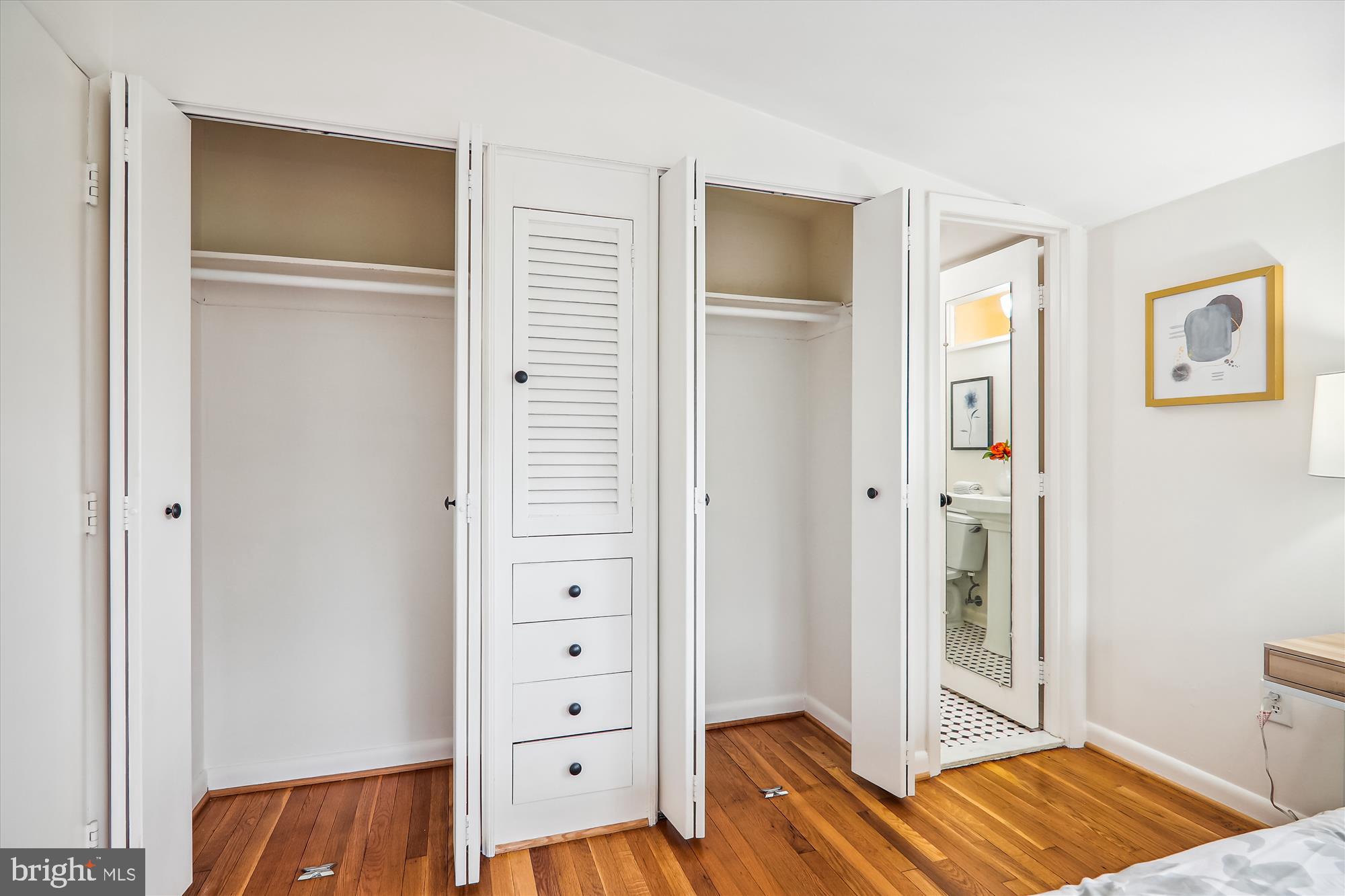 KEMP MILL ESTATES - Residential