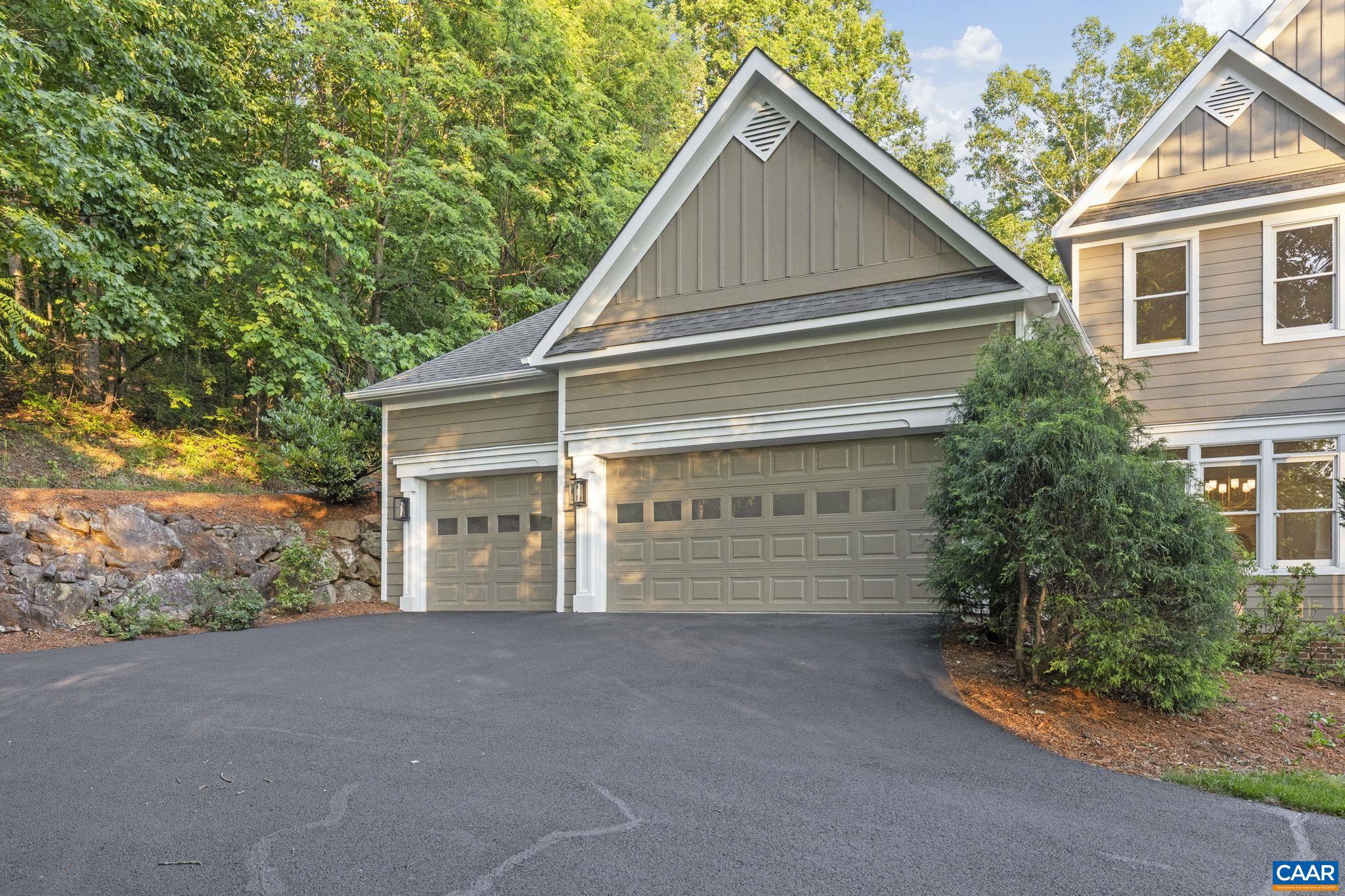 2556 SUMMIT RIDGE TRL