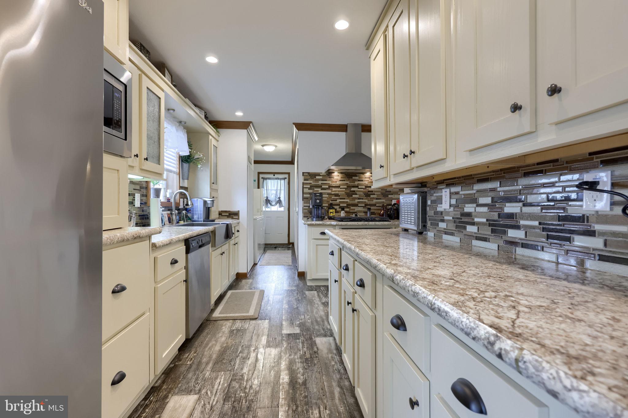 SUNSET ESTATES MHP - Residential