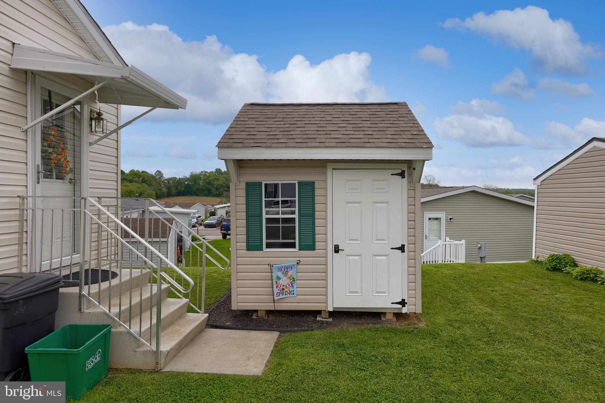 SUNSET ESTATES MHP - Residential