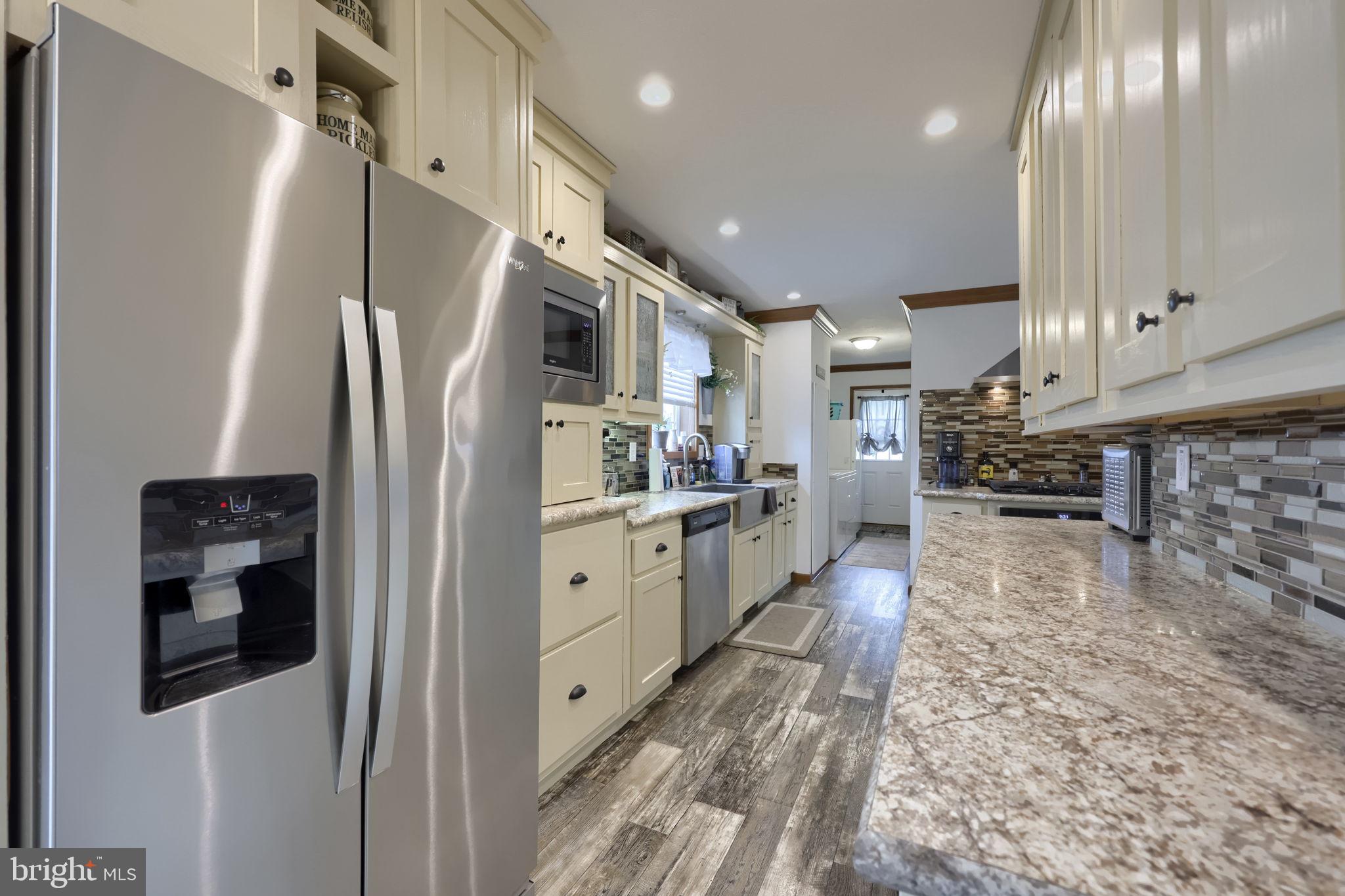 SUNSET ESTATES MHP - Residential